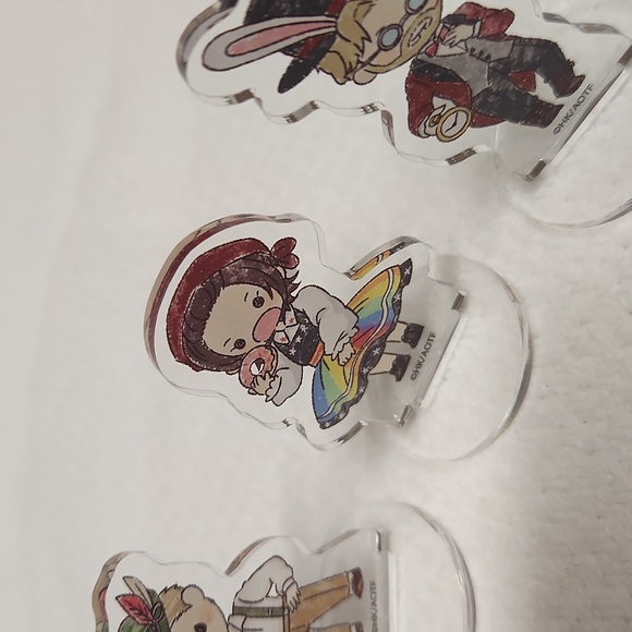 Attack on Titan Lot of 5 acrylics stands: Gabi, Reiner, Falco, Zeke 2-2.5 inch - Picture 5 of 9